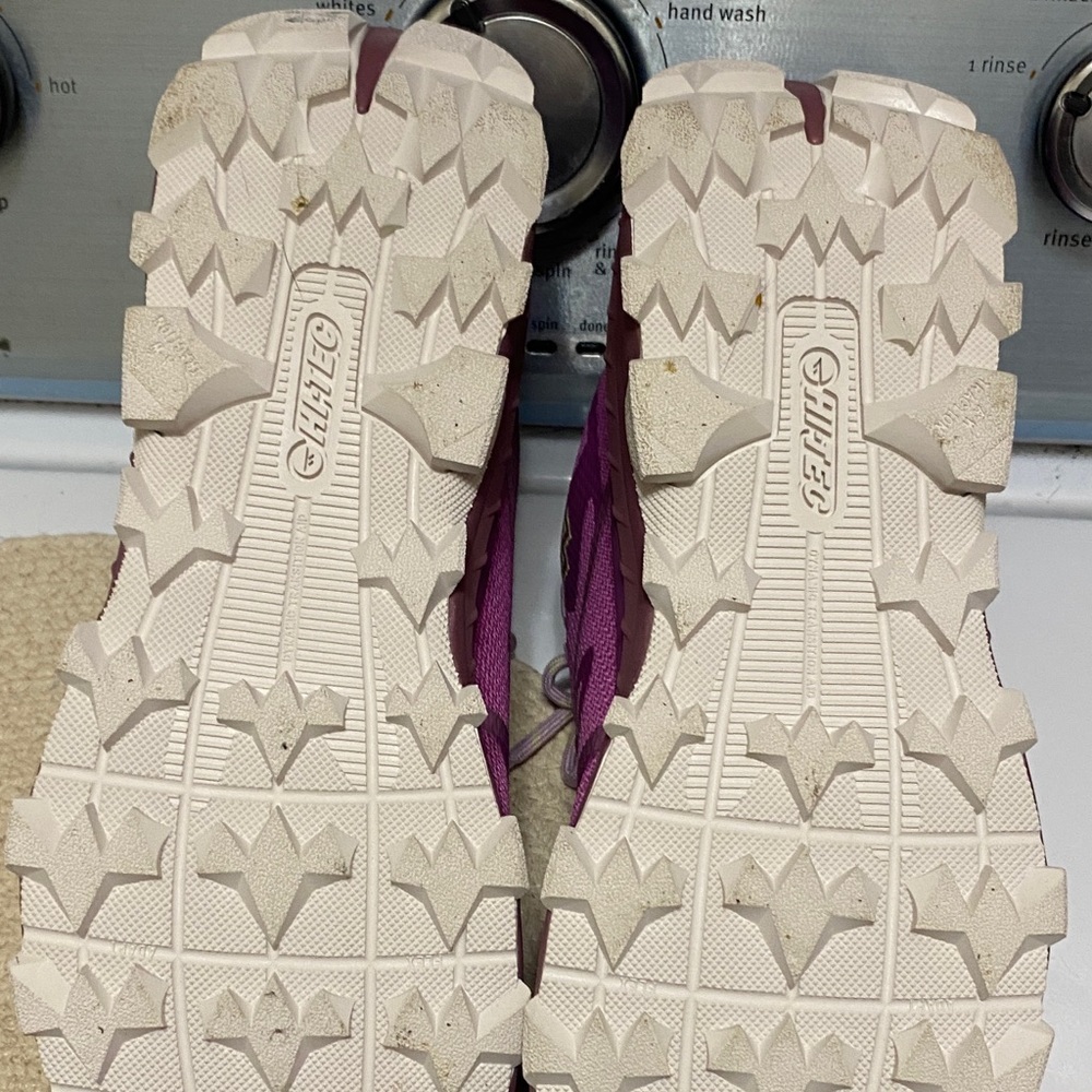 Women's Magenta All-Weather Athletic Sneakers size 11 - Picture 12 of 13